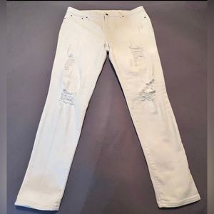 Faded Glory Women’s Distressed White Denim Jeans Pants size 16 Stretch